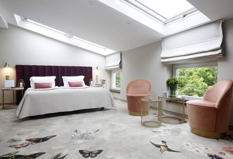 酒店 Queen Boutique