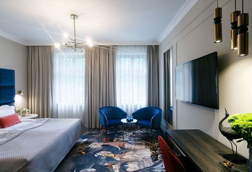 酒店 Queen Boutique