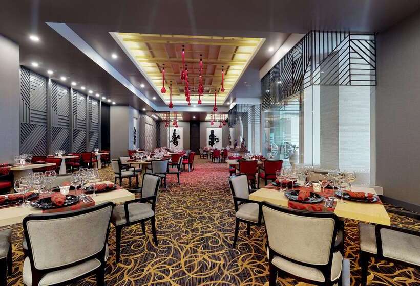 Отель Radisson Blu Bengaluru Outer Ring Road