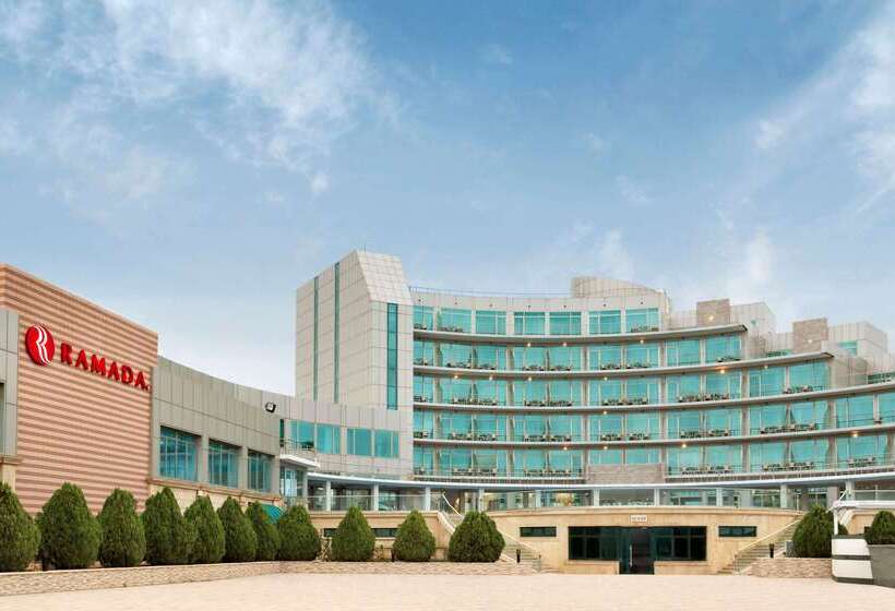 هتل Ramada By Wyndham Baku