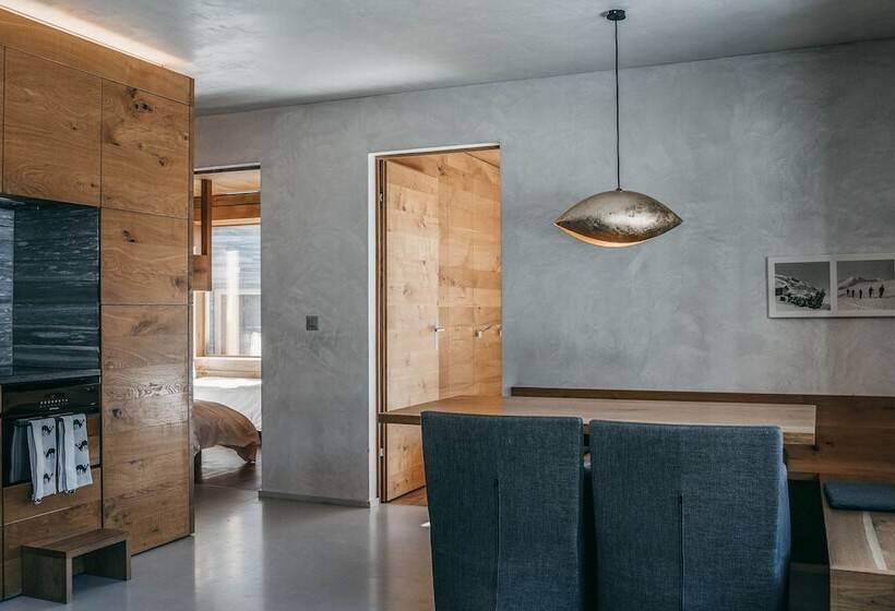 בית מלון כפרי Rocksresort