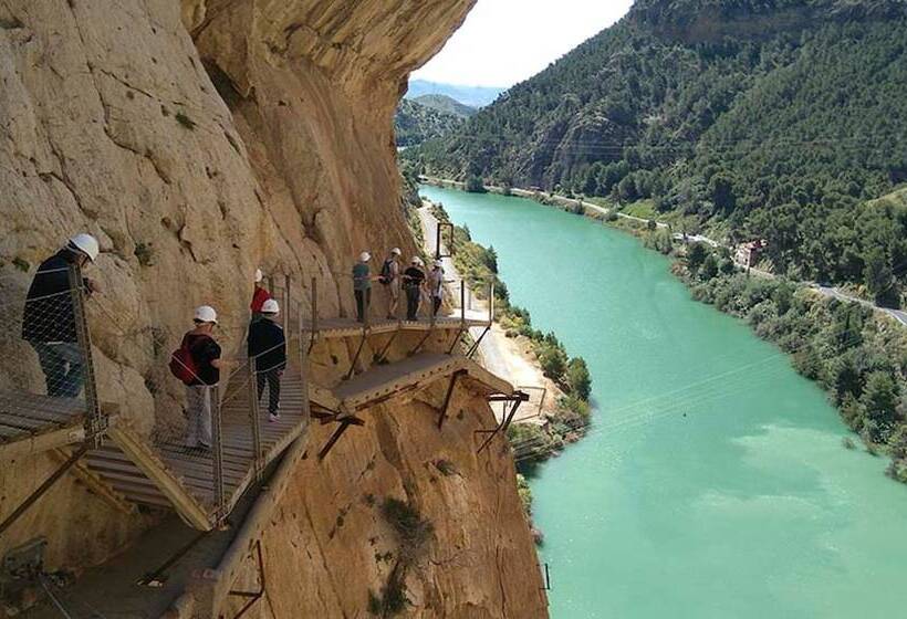 فندق ريفى Cortijo Del Arte   Caminito Del Rey