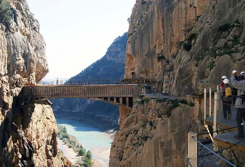 فندق ريفى Cortijo Del Arte   Caminito Del Rey