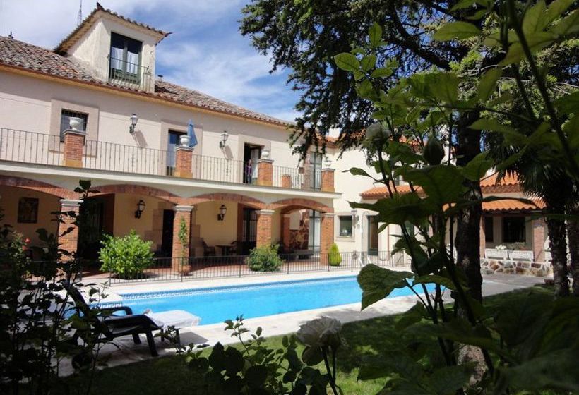 فندق ريفى Palacio De Monfarracinos