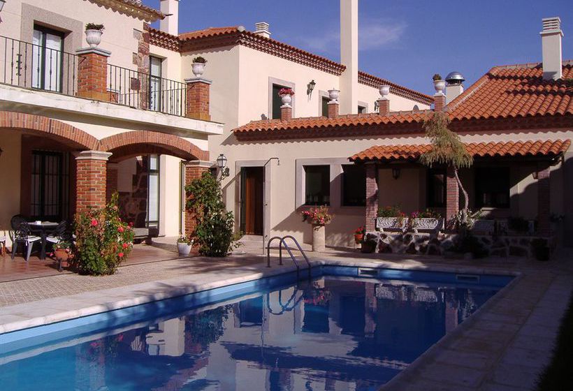 فندق ريفى Palacio De Monfarracinos