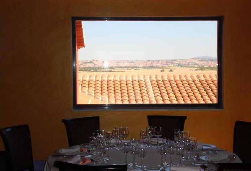 בית מלון כפרי San Miguel Del Valle Amblés