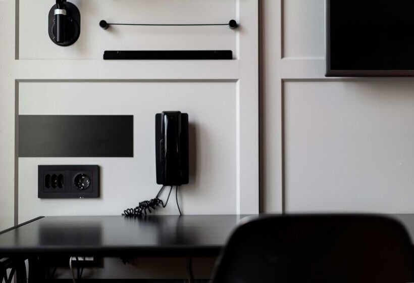 בית מלון כפרי Scandic Grand Central