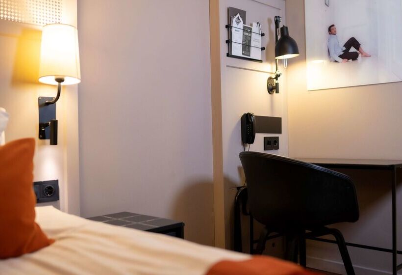 בית מלון כפרי Scandic Grand Central