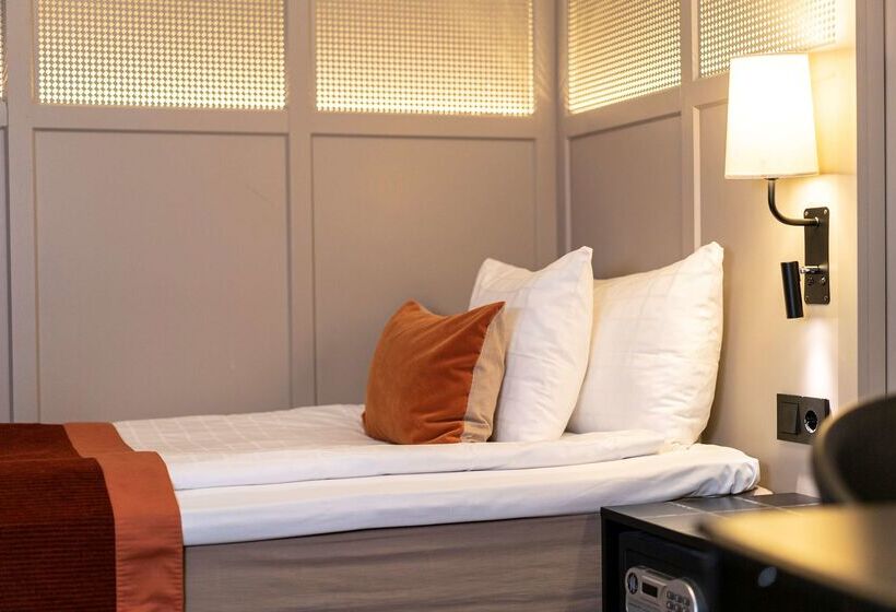 فندق Scandic Grand Central
