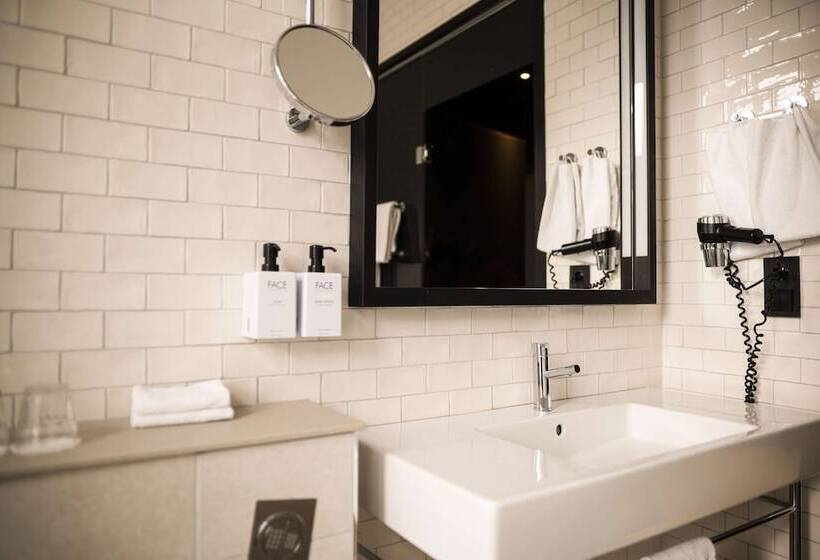 ホテル Scandic Grand Central