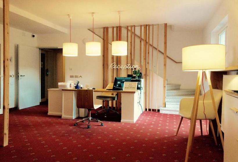 Seehotel Am Hallstättersee