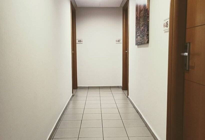 בית מלון כפרי Solomou Athens