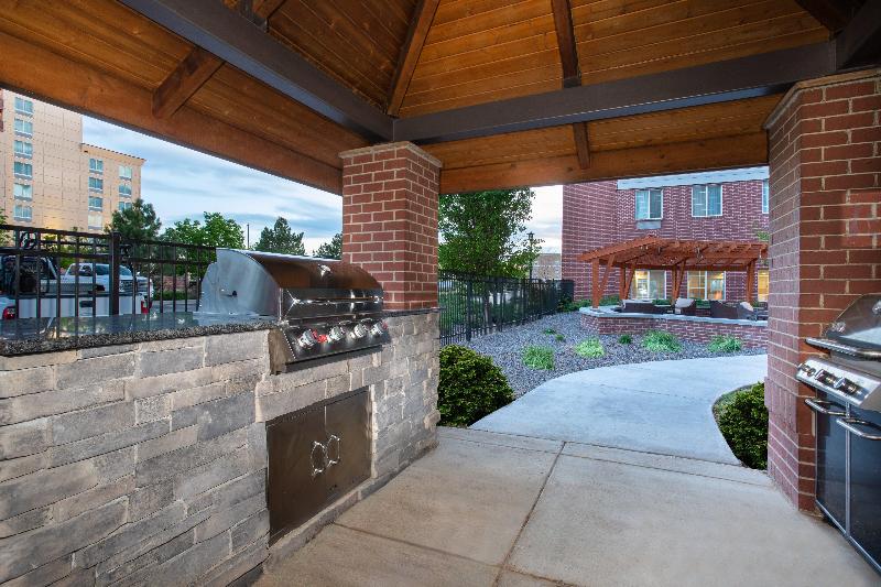 Отель Staybridge Suites Denver International Airport, An Ihg