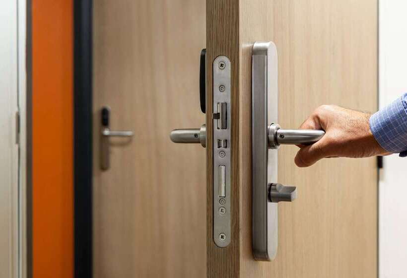 Отель Super 8 By Wyndham Chester East