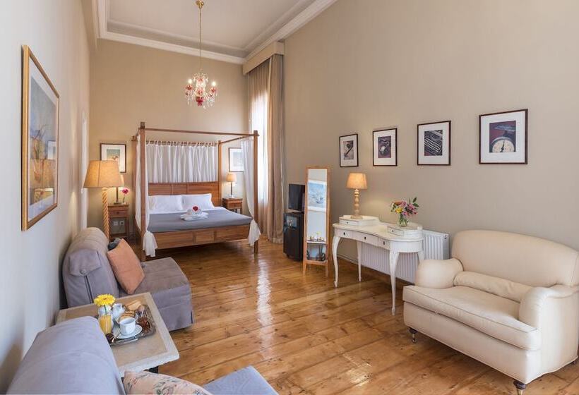 هتل Syrou Melathron