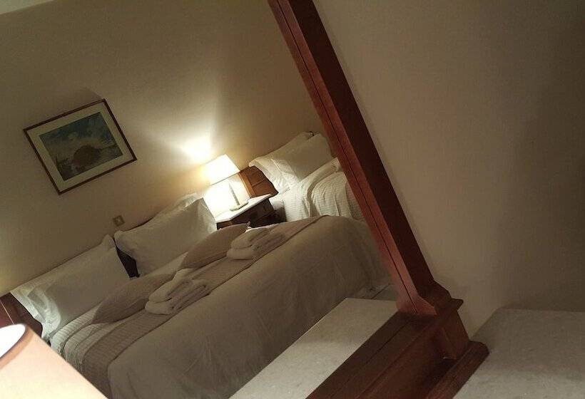 فندق The Flower Of Monemvasia