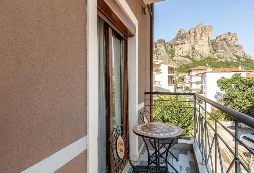 هتل Toti Boutique Rooms