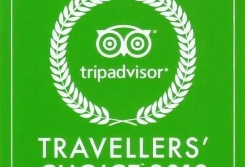 בית מלון כפרי Viktoria Tirana