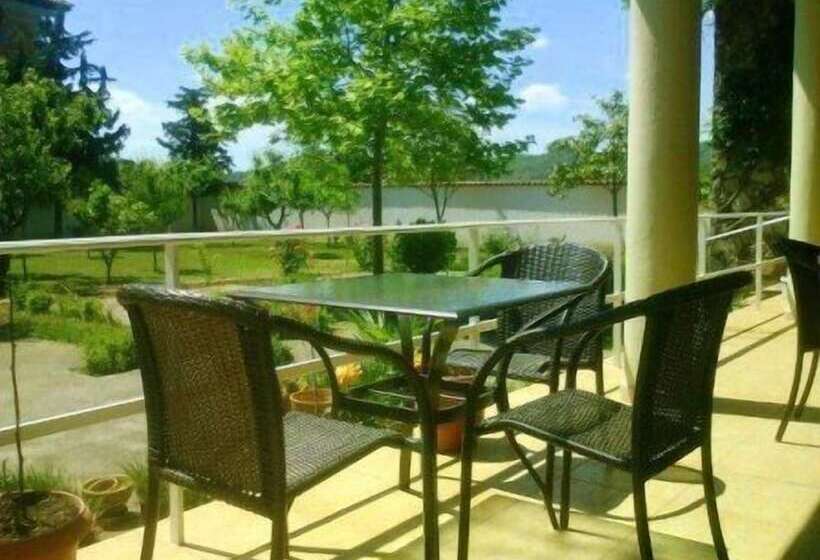 فندق Viktoria Tirana