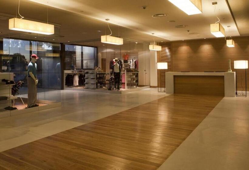 בית מלון כפרי Vincci Valdecanas Golf