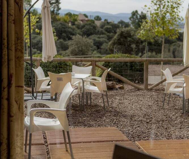 בית מלון כפרי Vincci Valdecanas Golf