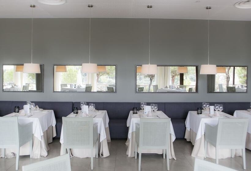 בית מלון כפרי Vincci Valdecanas Golf