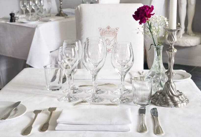 Отель Västanå Slott