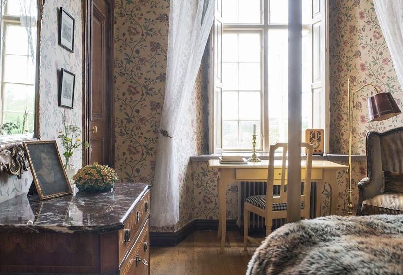 Отель Västanå Slott
