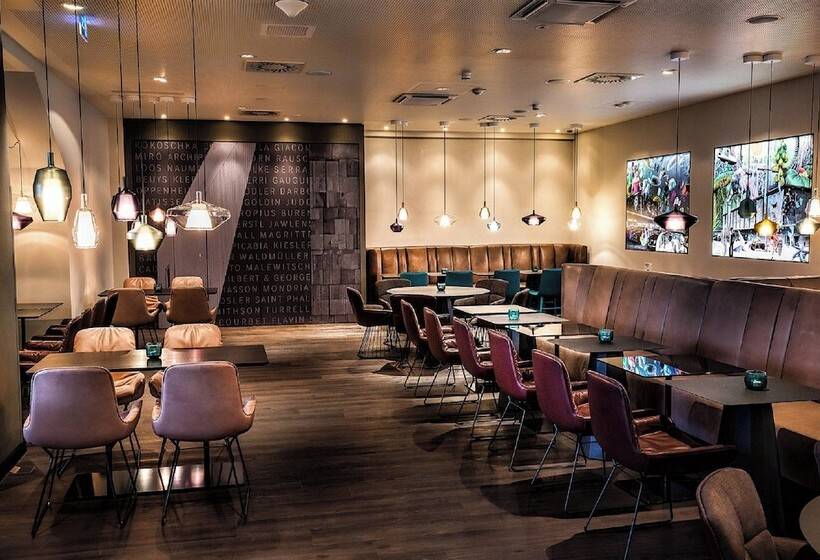 Motel One Vienna   Westbahnhof