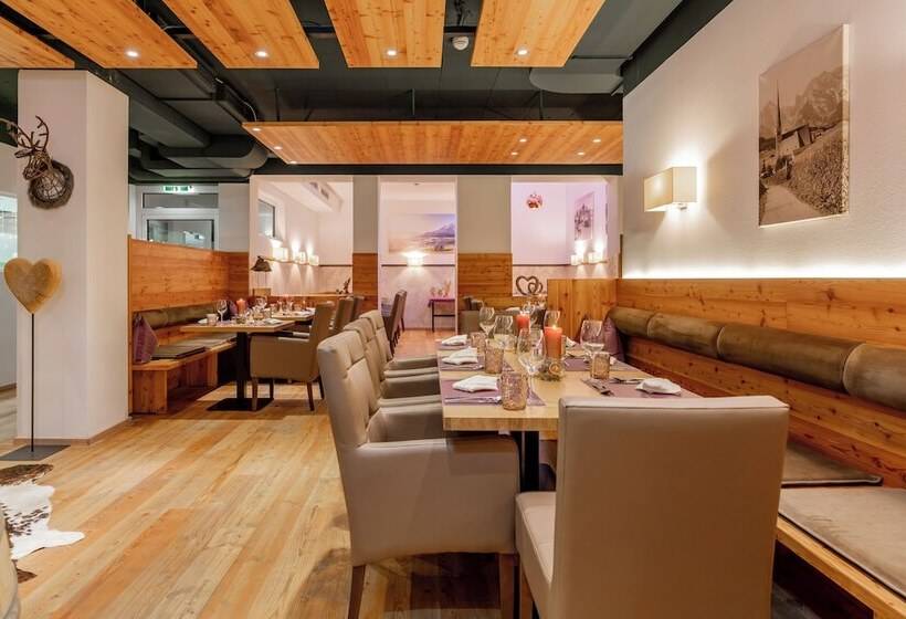 منتجع Alpenparks Hotel Maria Alm