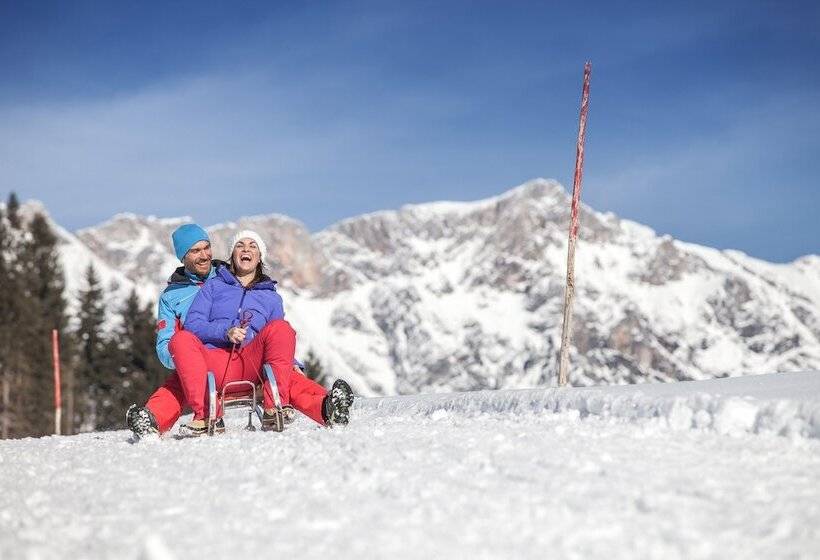 منتجع Alpenparks Hotel Maria Alm