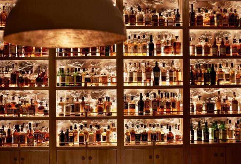 منتجع Naxian Collection