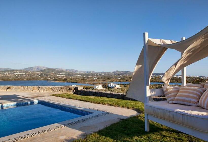 منتجع Naxian Collection