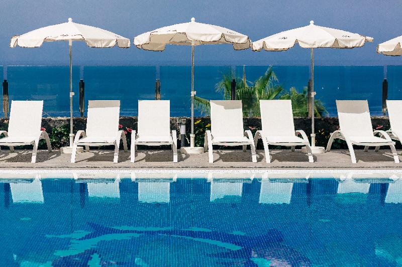 Klayman Diamond Apart