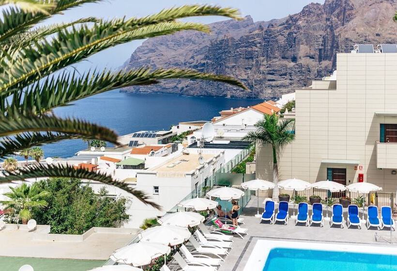 Klayman Diamond Apart