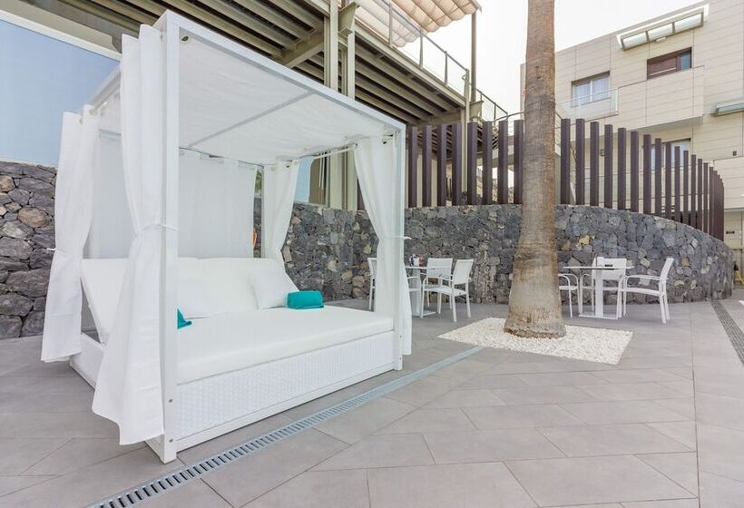 Klayman Diamond Apart