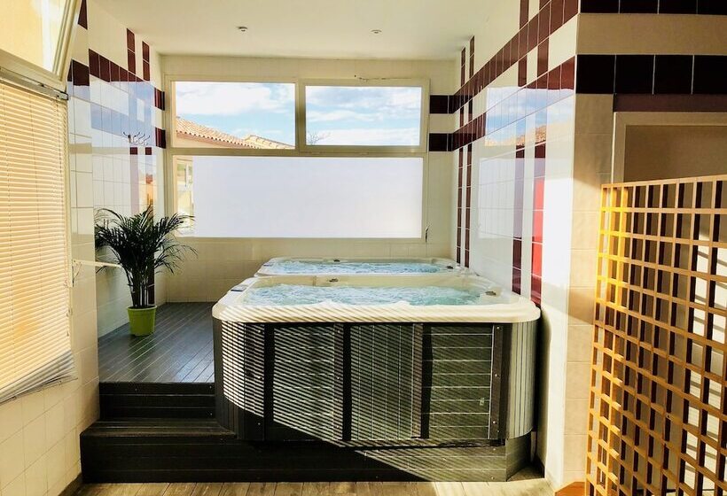 Vacanceole  Residence Les Demeures Du Ventoux