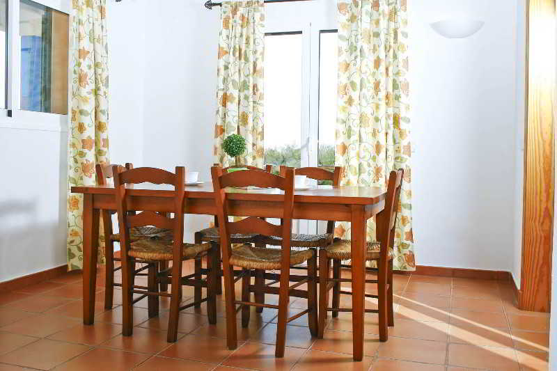 אתר נופש Villas Menorca Sur