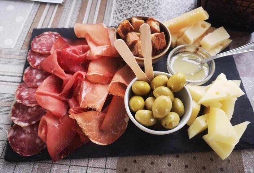 Al Chiar Di Luna B&b Valtellina