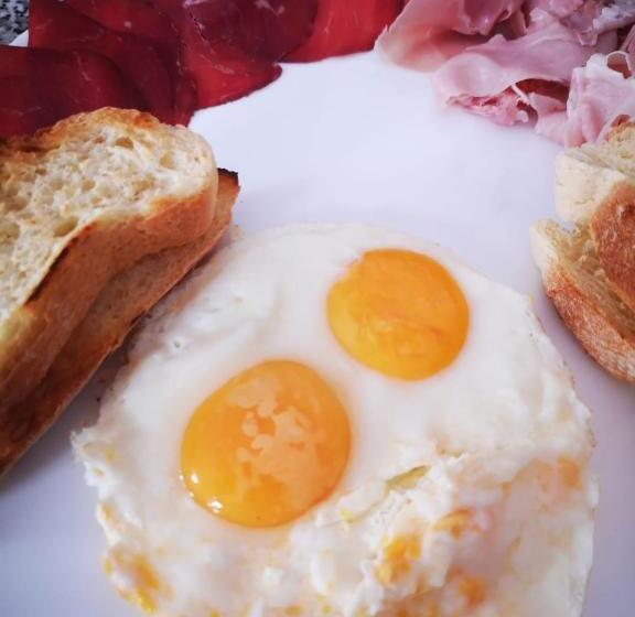 Al Chiar Di Luna B&b Valtellina