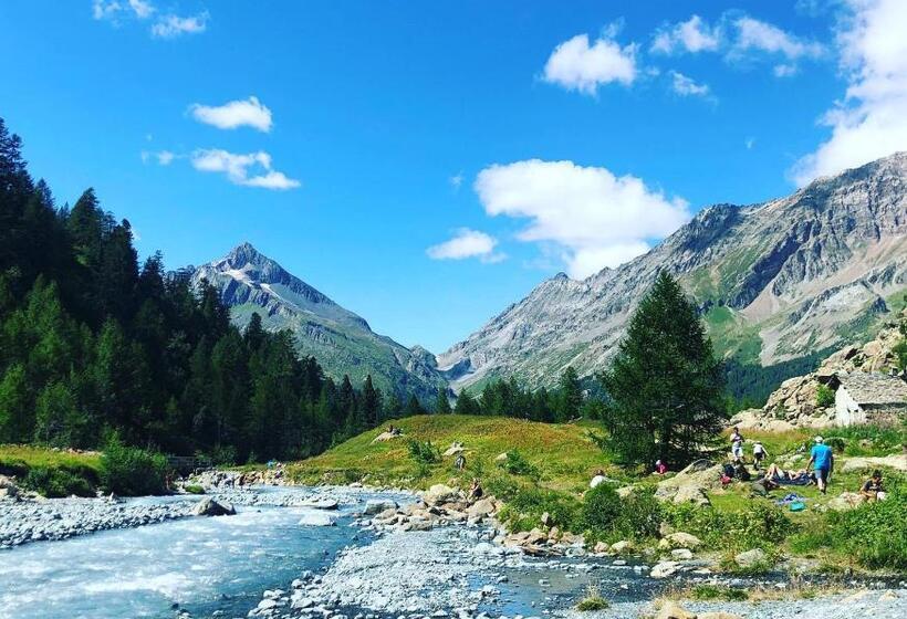 Al Chiar Di Luna B&b Valtellina