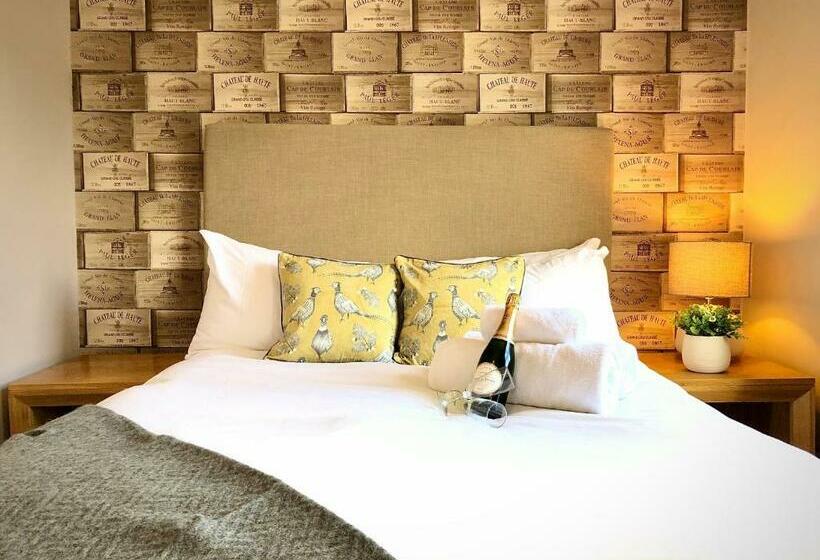 הוסטל The Pelican Inn