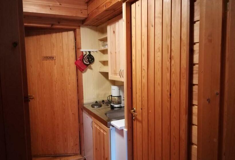 Общежитие Tunturipöllö Guesthouse