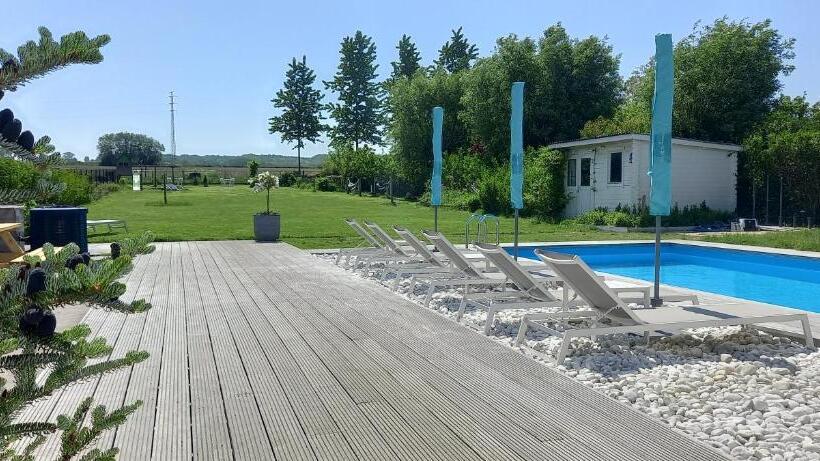 Villa Blue Garden B&b Vlaamse Ardennen Nabij Pairi Daiza