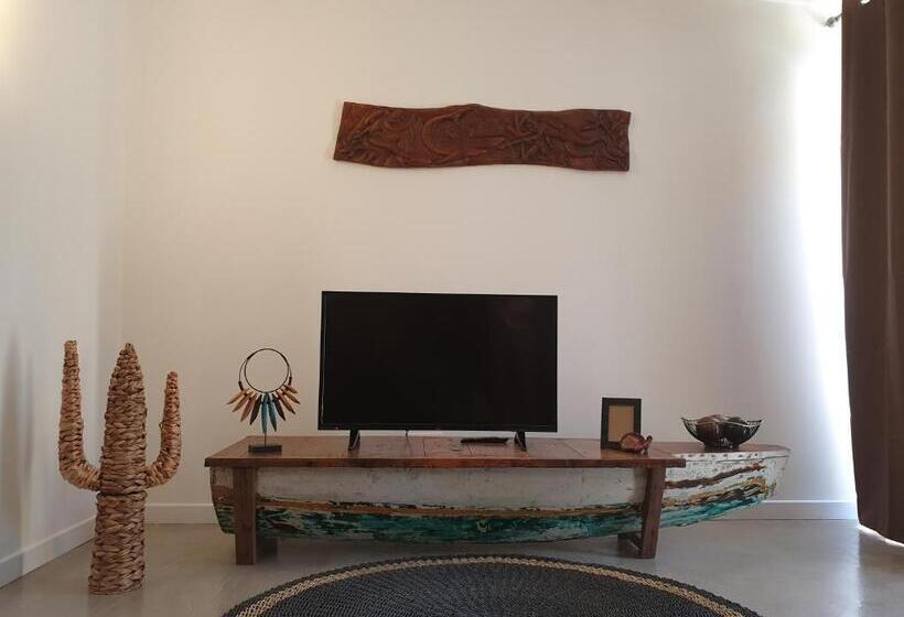 Bed and Breakfast Au Secret Des Brégines