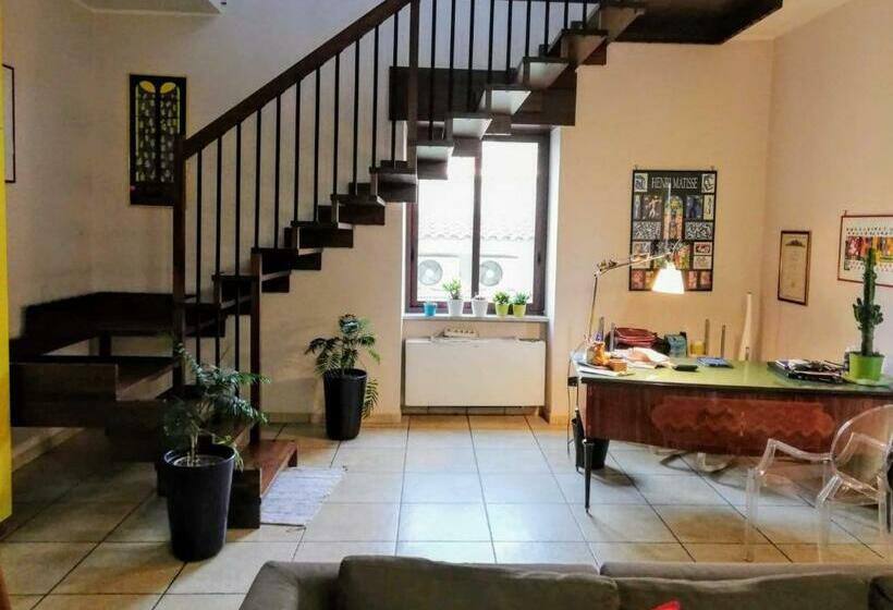 مبيت وإفطار Oasi Di Frattamaggiore