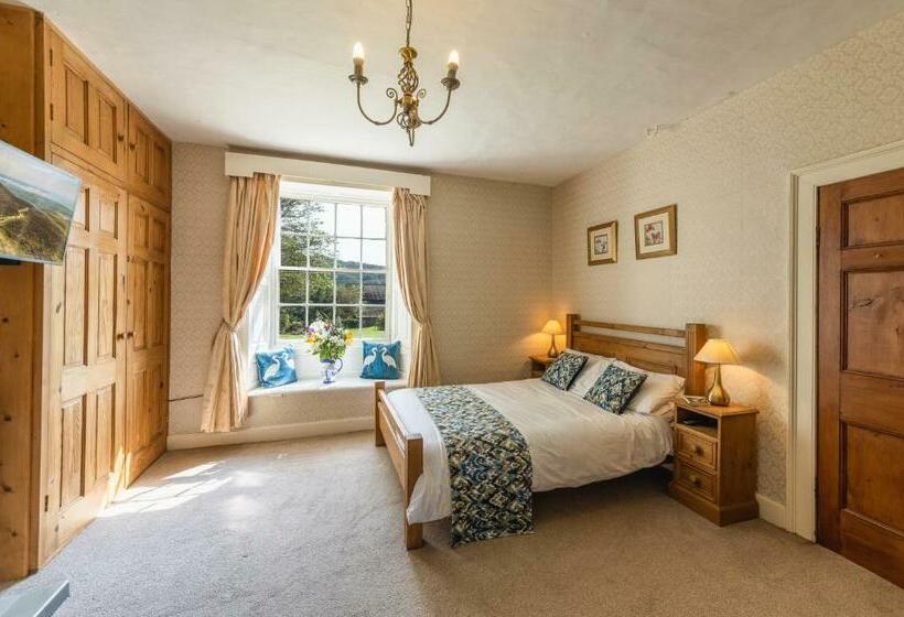 ベッドアンドブレックファースト Whicham Hall