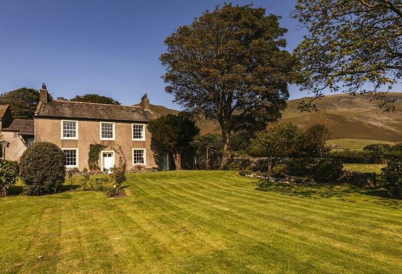 ベッドアンドブレックファースト Whicham Hall