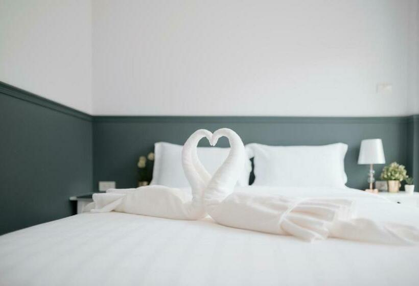 Chanita Hotel Chumphon