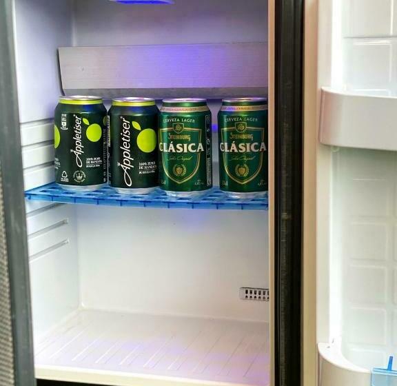 酒店 Honeymoon Van